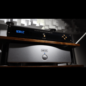 Thumbnail of the video review https://www.youtube.com/watch?v=jcXdyEs4gAA