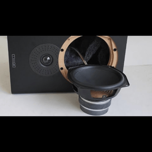 Thumbnail of the video review https://www.youtube.com/watch?v=9bfh_87dQK8