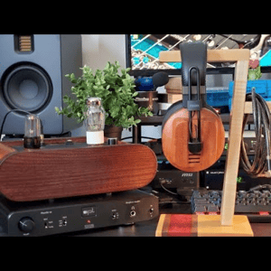 Thumbnail of the video review https://www.youtube.com/watch?v=kqB_w1yl5zs