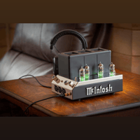 McIntosh Labs MHA200 2-Channel Vacuum Tube Headphone Amplifier variant 3