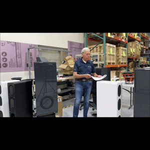 Thumbnail of the video review https://www.youtube.com/watch?v=SxQSH25R1Es