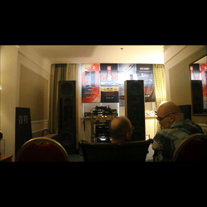 Thumbnail of the video review https://www.youtube.com/watch?v=ih8Cxnen7iA