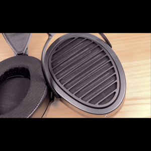 Thumbnail of the video review https://www.youtube.com/watch?v=yzRITa6N6lY