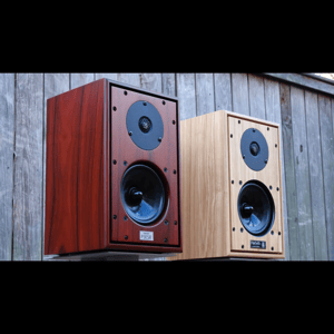 Thumbnail of the video review https://www.youtube.com/watch?v=22BwUQZ50eQ