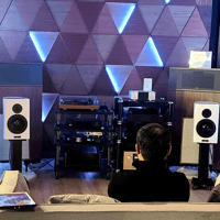 Gershman Acoustics Studio II variant 3