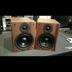 Thumbnail of the video review https://www.youtube.com/watch?v=SvCMSXcx0II