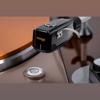 Thorens TD 124 DD 140th Anniversary variant 4