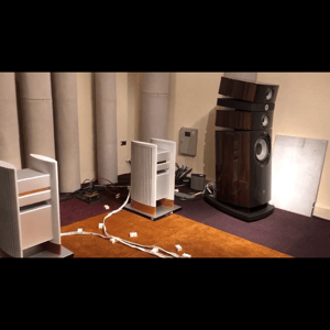 Thumbnail of the video review https://www.youtube.com/watch?v=J54oMwoxJXk