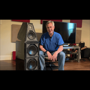 Thumbnail of the video review https://www.youtube.com/watch?v=ecou_revnAo