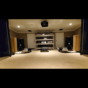 Thumbnail of the video review https://www.youtube.com/watch?v=kSGJTkZGG2A