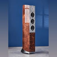 Audiovector R 8 variant 4