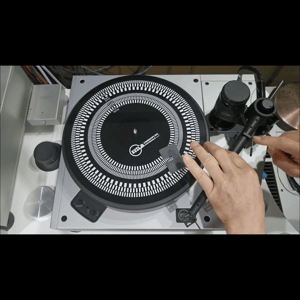 Thumbnail of the video review https://www.youtube.com/watch?v=ikR8XxFTEKk