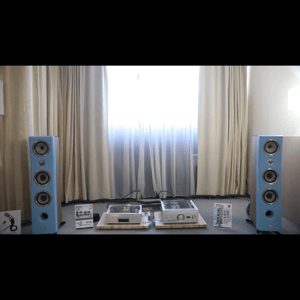 Thumbnail of the video review https://www.youtube.com/watch?v=jW0CUFnQ2eY