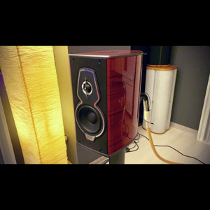 Thumbnail of the video review https://www.youtube.com/watch?v=QqAj4GdrPVA