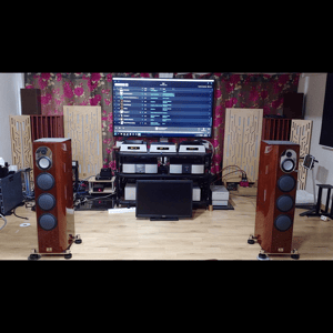 Thumbnail of the video review https://www.youtube.com/watch?v=5D0fmP0amJ4