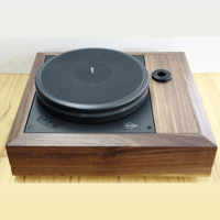 Kuzma Stabi R & options variant 4