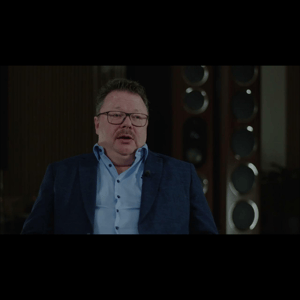 Thumbnail of the video review https://www.youtube.com/watch?v=AklwRG4nNsI