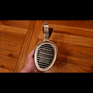 Thumbnail of the video review https://www.youtube.com/watch?v=2xR1zhsSpQQ