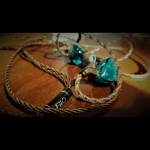 Thumbnail of the video review https://www.youtube.com/watch?v=c6C-TQyIlnw