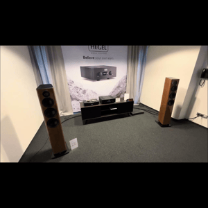 Thumbnail of the video review https://www.youtube.com/watch?v=8-L1541fZ3I