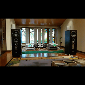 Thumbnail of the video review https://www.youtube.com/watch?v=W8ziuFBFMFY