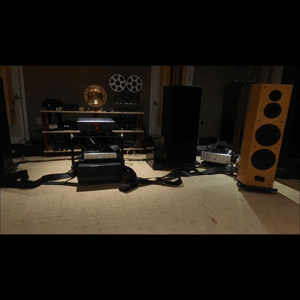 Thumbnail of the video review https://www.youtube.com/watch?v=UjTINMrR92k