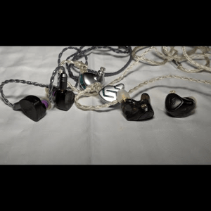 Thumbnail of the video review https://www.youtube.com/watch?v=AQk3Zrlegig