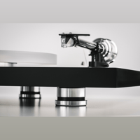 Pro-ject Audio Systems - USA Debut Reference 10 variant 3
