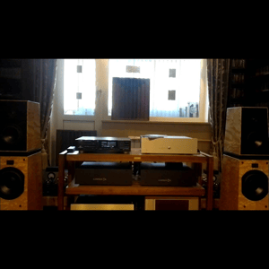 Thumbnail of the video review https://www.youtube.com/watch?v=YE49fLhtZTY