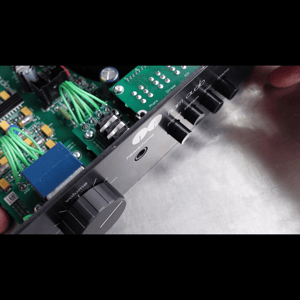 Thumbnail of the video review https://www.youtube.com/watch?v=s7MA9or5nv8