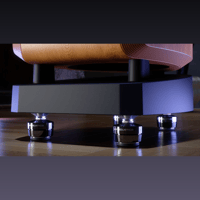 IsoAcoustics GAIA B&W Plate (Round) variant 2