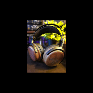 Thumbnail of the video review https://www.youtube.com/watch?v=71Ed34yRtJA