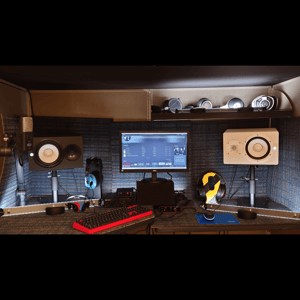 Thumbnail of the video review https://www.youtube.com/watch?v=hqNOvsMR7gc