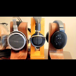 Thumbnail of the video review https://www.youtube.com/watch?v=5atGOslEaU0