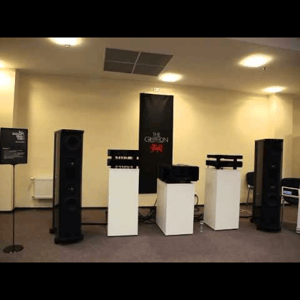 Thumbnail of the video review https://www.youtube.com/watch?v=seWDLGaGbN0