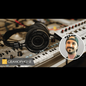 Thumbnail of the video review https://www.youtube.com/watch?v=OlNKWafW1xk