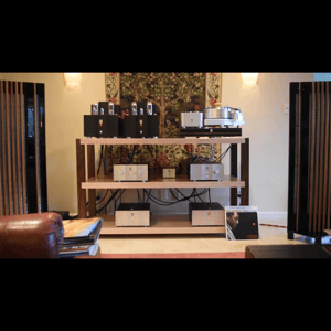 Thumbnail of the video review https://www.youtube.com/watch?v=q2yZgUqSdV0