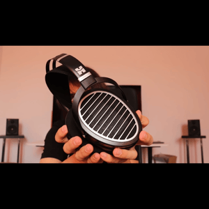 Thumbnail of the video review https://www.youtube.com/watch?v=PPrlx2lsJBc