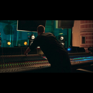 Thumbnail of the video review https://www.youtube.com/watch?v=qg1cnTDfpnE