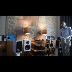 Thumbnail of the video review https://www.youtube.com/watch?v=iCdHySX3wuI