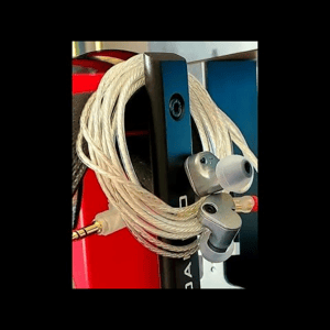 Thumbnail of the video review https://www.youtube.com/watch?v=nwrmXFNyl_g