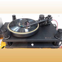 Kuzma 4Point variant 8