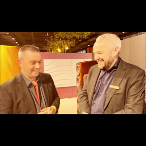 Thumbnail of the video review https://www.youtube.com/watch?v=_RHdC-VQtD0