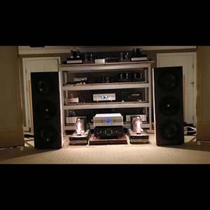 Thumbnail of the video review https://www.youtube.com/watch?v=RaDB68FZuDY