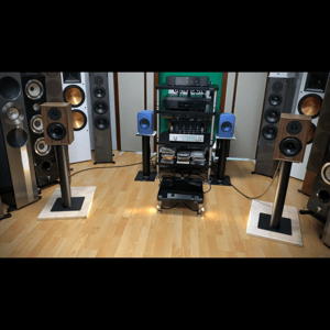 Thumbnail of the video review https://www.youtube.com/watch?v=7APNkLfMU40