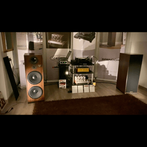 Thumbnail of the video review https://www.youtube.com/watch?v=F3wm6AiCgX8