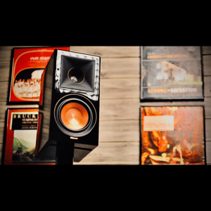 Thumbnail of the video review https://www.youtube.com/watch?v=NH4xI5VXR_o