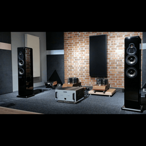 Thumbnail of the video review https://www.youtube.com/watch?v=AclczNFL1wU