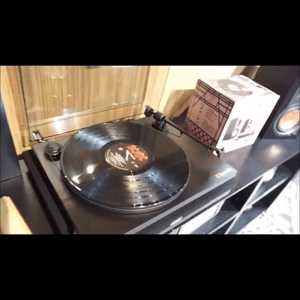 Thumbnail of the video review https://www.youtube.com/watch?v=IifOEbadYVI