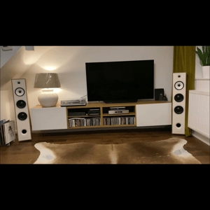 Thumbnail of the video review https://www.youtube.com/watch?v=IEISJf3RDzo